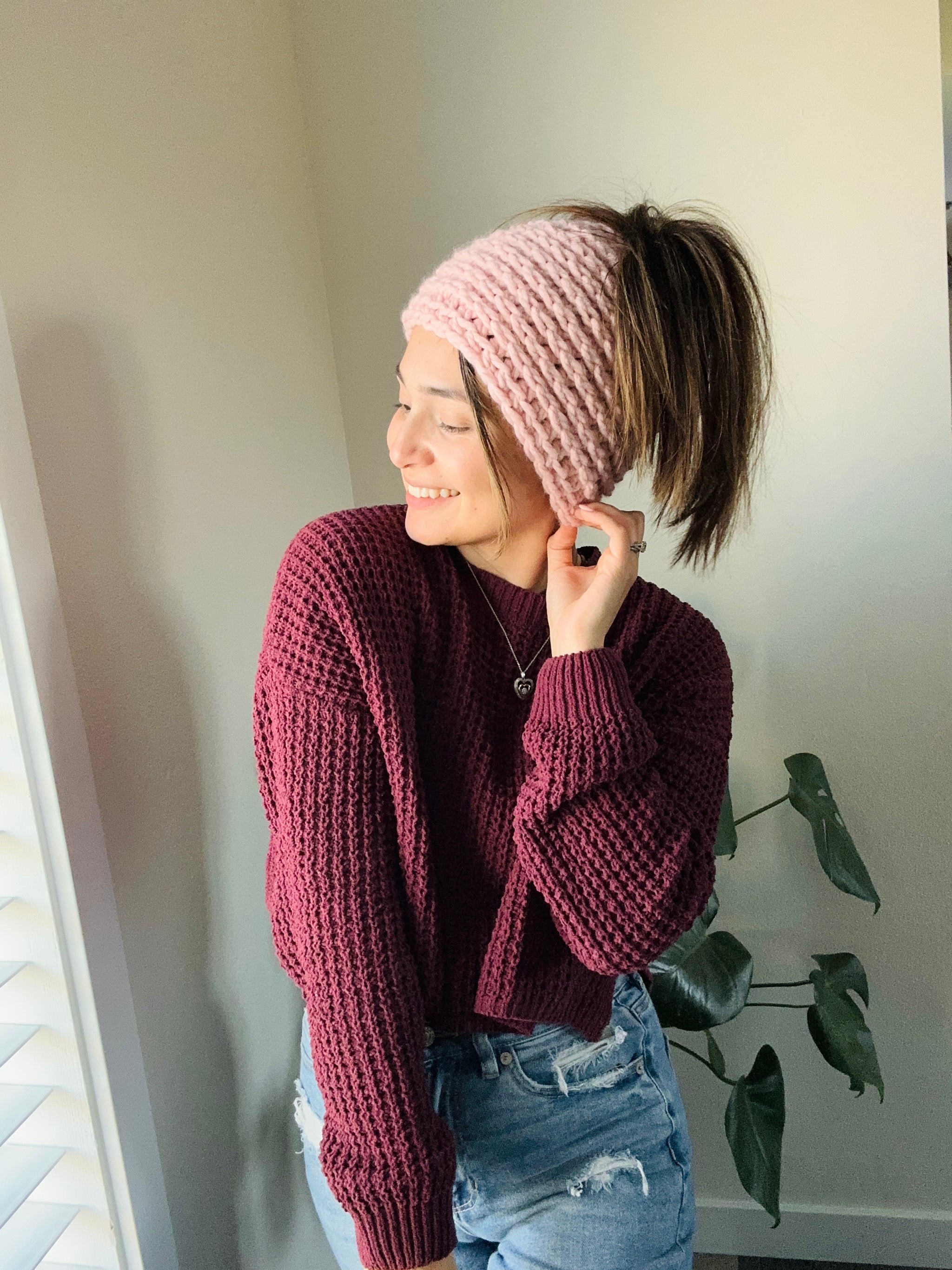 PNW Bun Beanie – Y&V Crochet
